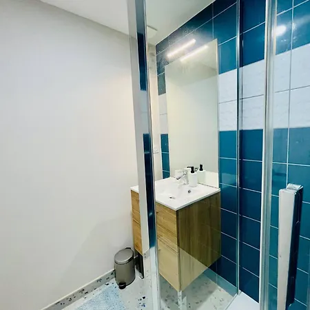 Apartment Le Du Lac, Centre Ville, Lr124