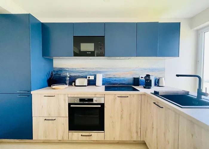 Le Du Lac, Centre Ville, Lr124 * La Rochelle (Charente-Maritime)