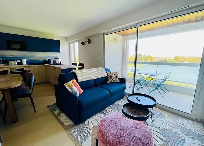 Le Du Lac, Centre Ville, Lr124 * La Rochelle (Charente-Maritime)