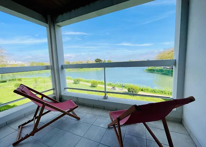 Le Du Lac, Centre Ville, Lr124 * La Rochelle (Charente-Maritime)